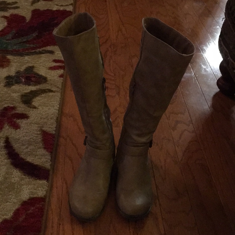 Taupe colored vegan boots!SOLD!